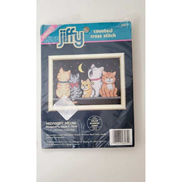 Small Counted Cross Stitch Kits Cats - Picture 3 of 4